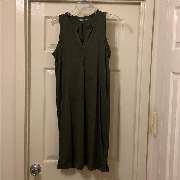 GAP Dresses & Skirts - Hunter/army green sleeveless dress